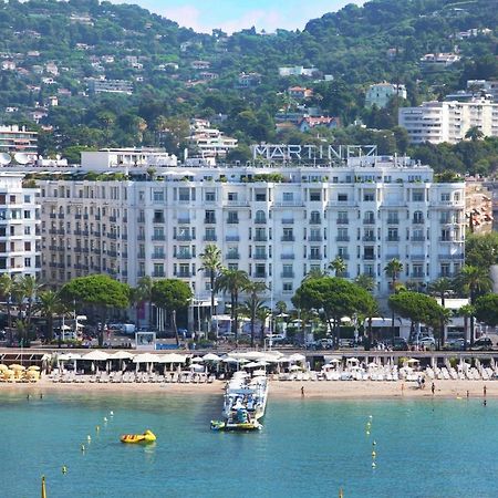 Cannes Martinez Croisette Beach 50M エクステリア 写真